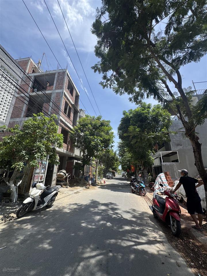 Bán gấp lô đất đường cao sơn 7 bãi tắm tân trà