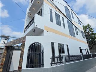 Nhà 3 tầng ngay cầu ông bố lô góc cực đẹp chỉ 5,3 tỉ quá đẹp nhanh mới kịp về sài gòn cực tiện