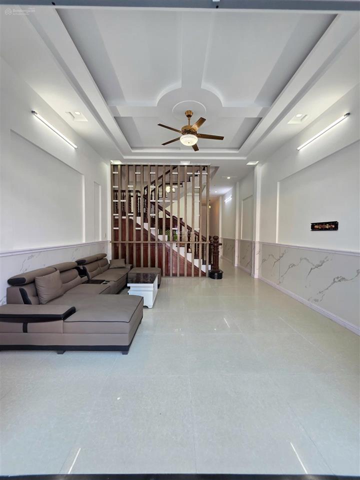 Nhà rẻ kdc đẹp dân trí đường xe hơi 3,9 tỉ cho thuê dc 7tr nhanh tay sở hữu 0902 946 ***