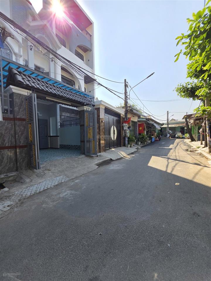 Nhà rẻ kdc đẹp dân trí đường xe hơi 3,9 tỉ cho thuê dc 7tr nhanh tay sở hữu 0902 946 ***