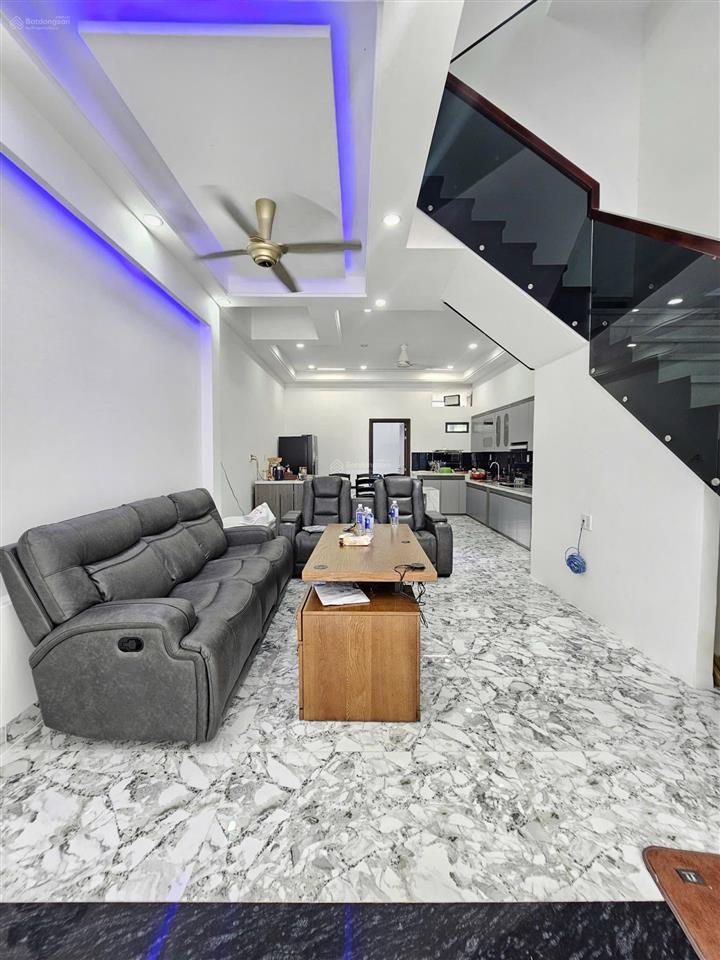 Bán nhà kdc đại ngàn đẹp tuyệt vời chỉ 6,5 tỉ 5x17,5m  full nội thất đẹp tiện vô ở ngay