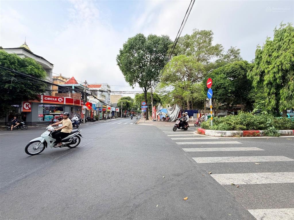 Siêu vị trí mặt tiền thống nhất trung tâm thủ đức ngang 47,5x12,5 xd cao tầng, building cực đỉnh