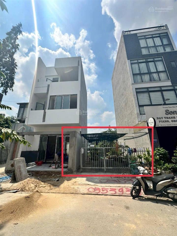 Lô đất kdc đẹp, 4,95x10m đường nhựa xe tải mà chỉ 3,9 tỷ, gần sát chợ nông sản thủ đức