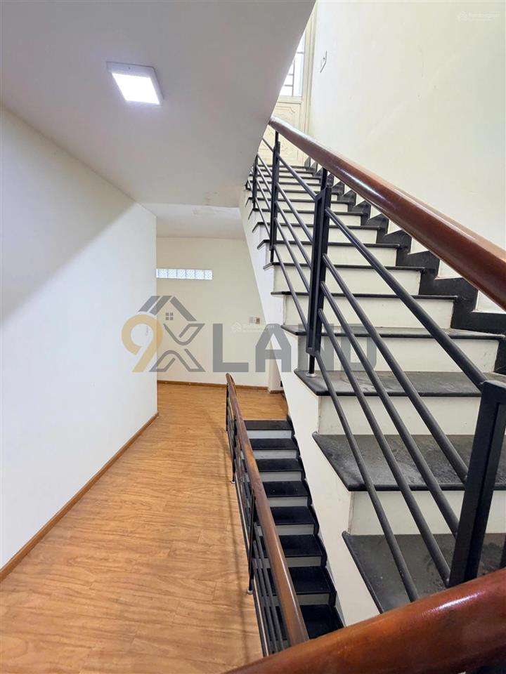 Nhà mặt tiền 107m2 cực rộng  tiện cải tạo kinh doanh mà chỉ 8,8 tỷ, p. thủ đức, sát phạm văn đồng.