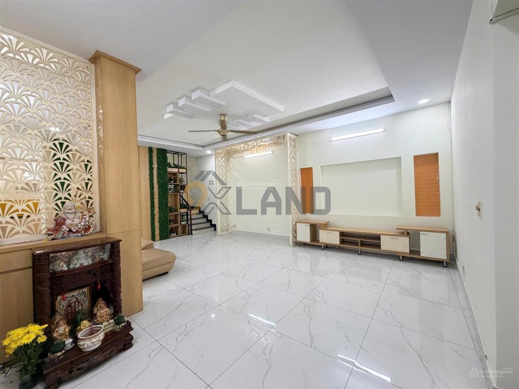 Nhà mặt tiền 107m2 cực rộng  tiện cải tạo kinh doanh mà chỉ 8,8 tỷ, p. thủ đức, sát phạm văn đồng.
