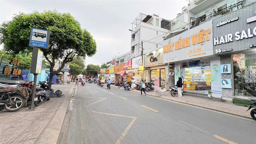 Mặt tiền siêu vip tô vĩnh diện sát vincom 9,3x20tiện xây building kinh doanh sầm uất nhanh tay