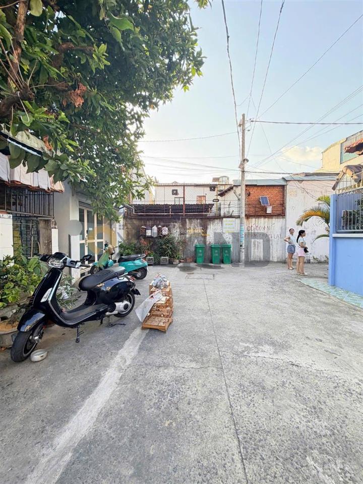 Cơ hội đầu tư  6,2x24m ngay võ văn ngân 141m2 mà chỉ 9,2 tỷ  giá quá tốt trong thời điểm này