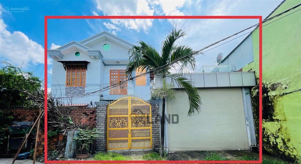 Quá rẻ hơn 50tr/m2  bán đất có nhà 2 tầng  14x14,5m  202m2 mà chỉ 12,8 tỷ. tách được 2 lô!