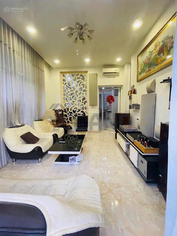 Bán nhà kiểu villa  1 trệt 1 lầu  gần chợ thủ đức  kế ga metro  129.1m2 ngang 8.5m x 15.4m