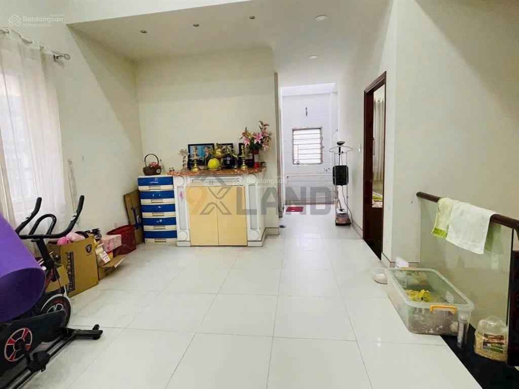 Bán nhà kiểu villa  1 trệt 1 lầu  gần chợ thủ đức  kế ga metro  129.1m2 ngang 8.5m x 15.4m