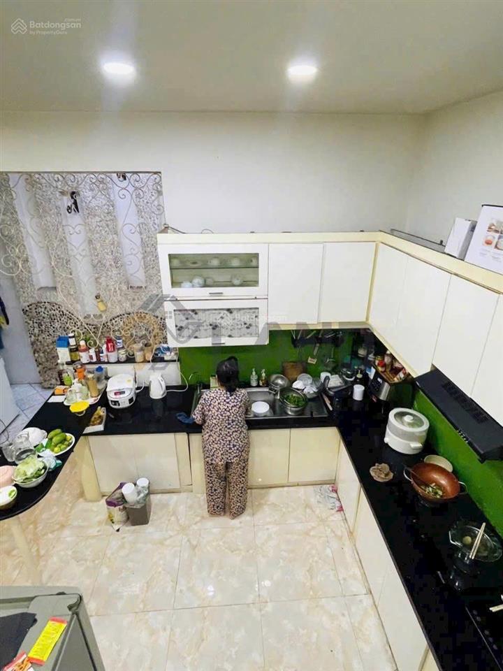 Bán nhà kiểu villa  1 trệt 1 lầu  gần chợ thủ đức  kế ga metro  129.1m2 ngang 8.5m x 15.4m