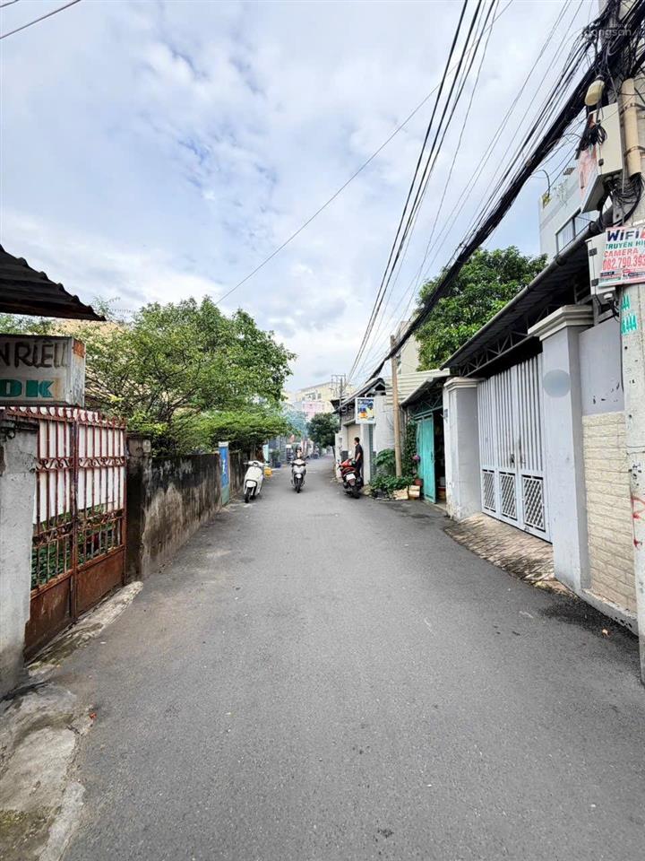 Đất 6x20m đường nhựa xe hơi mà chỉ 6,7 tỷ, tiện xây nhà ngay đặng văn bi, sát metro. di chuyển tiện