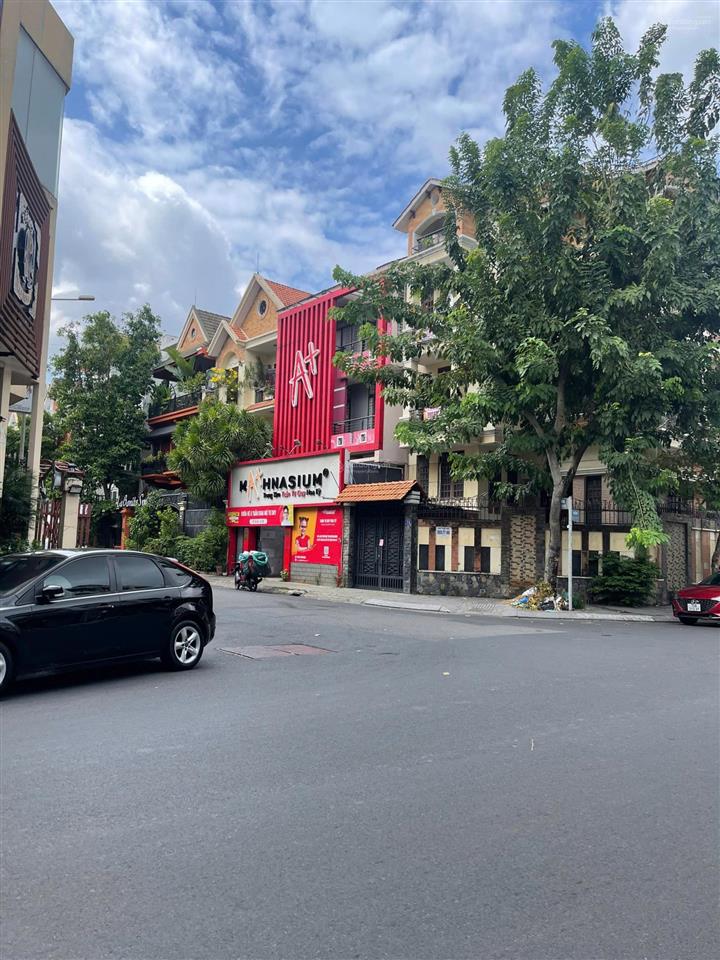 Góc mt luỹ bán bích, tân phú 462m2 (14.4 x 29, nở hậu 19m), hđt 165tr