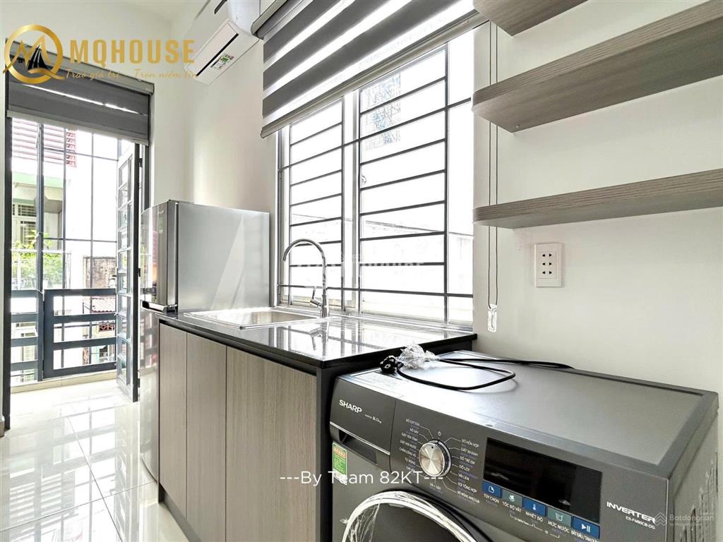 Căn hộ ban công thang máy 42m2 huỳnh văn bánh phú nhuận gần nguyễn văn trỗi trường sa quận 3 quận 1