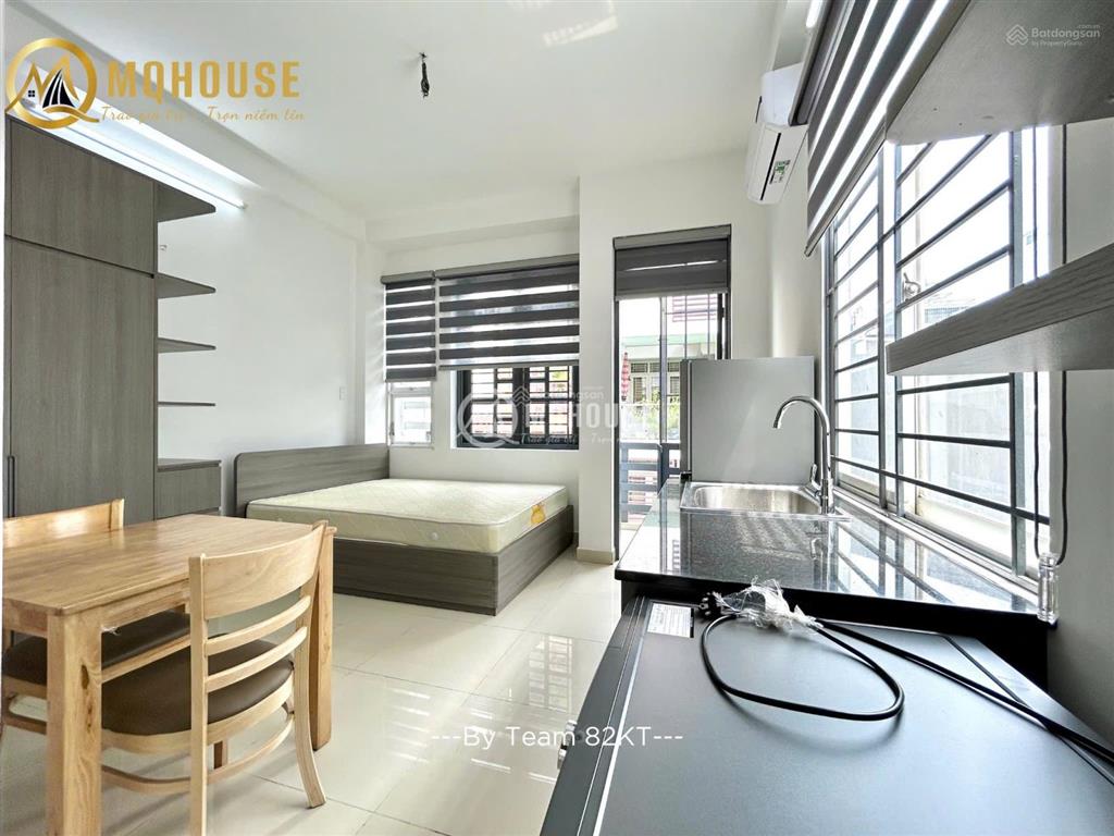 Căn hộ ban công thang máy 42m2 huỳnh văn bánh phú nhuận gần nguyễn văn trỗi trường sa quận 3 quận 1