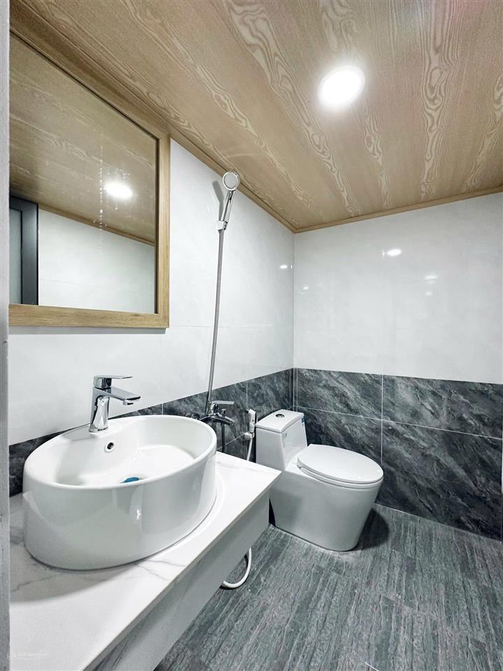 Chdv trần bá giao có gác siêu rộng gần đh văn lang