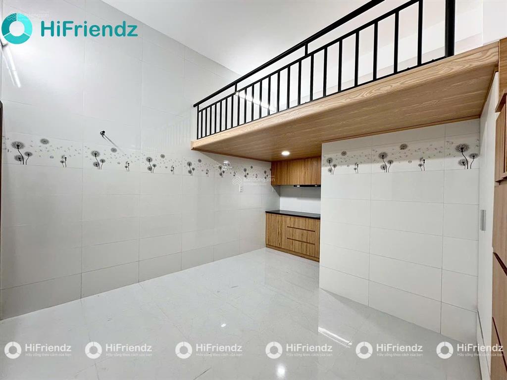 Chdv trần bá giao có gác siêu rộng gần đh văn lang