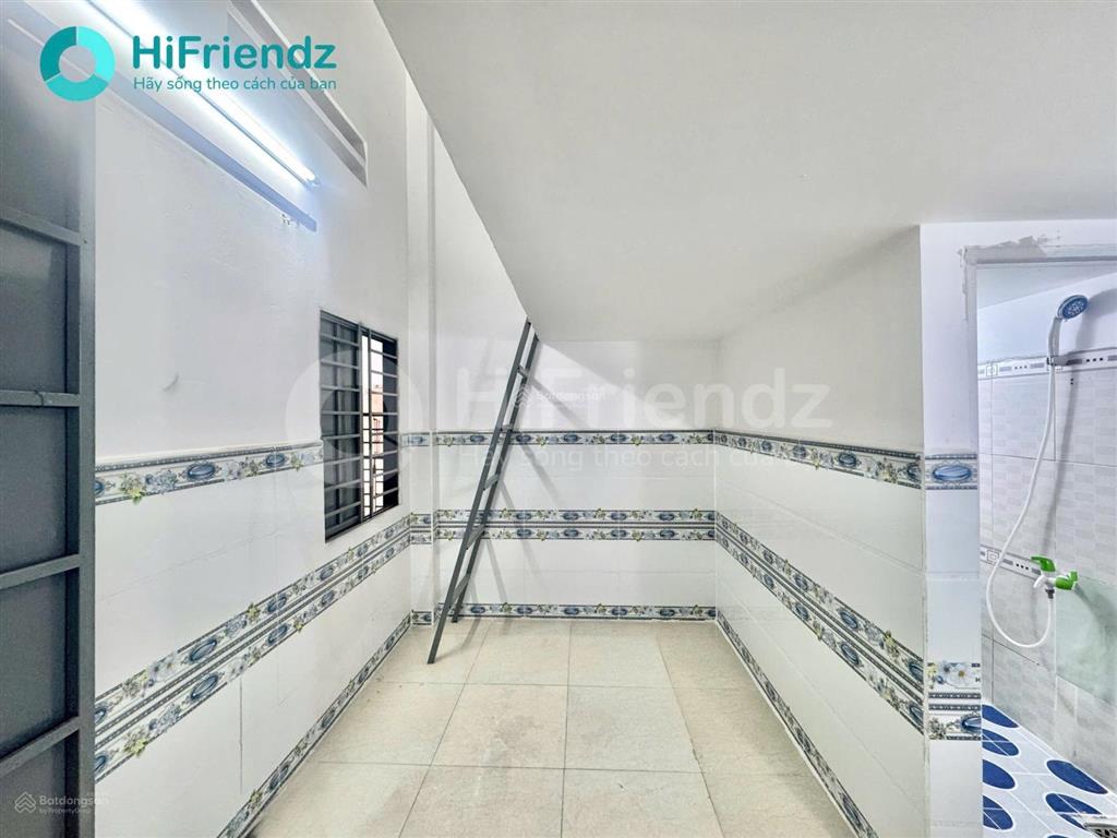 Duplex gác cao 2tr4 gần trường chinh và cầu tham lương