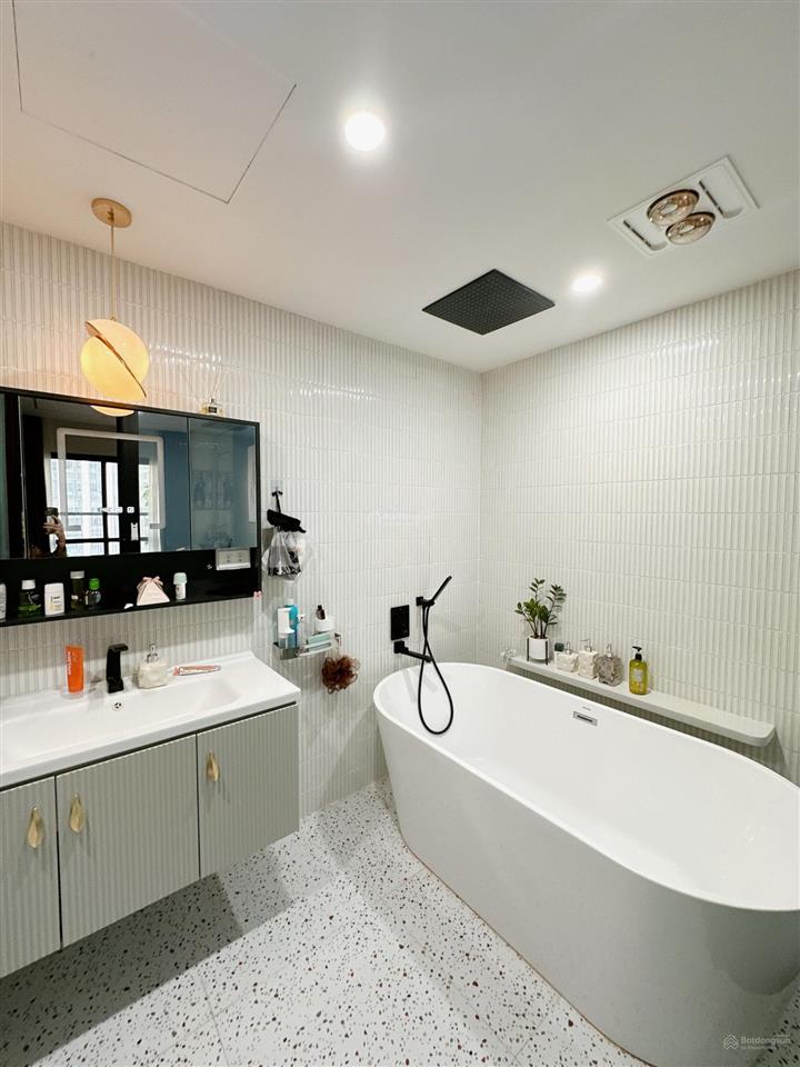 Chính chủ bán căn thanh xuân complex, 90m2 thiết kế 2ngủ, view biệt thự thoáng mát giá 9tỷ
