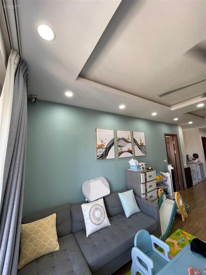 Bán gấp căn gold season 47 nguyễn tuân, 71m2 thiết kế 2 ngủ ban công đông nam mát mẻ giá 7.5tỷ