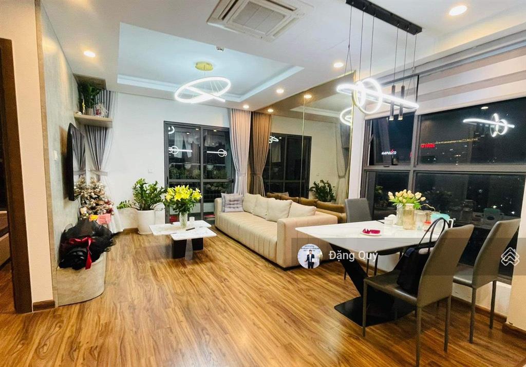 Chính chủ bán căn hộ green park, 83m² thiết kế 2 ngủ + 1 tầng trung đẹp full nội thất giá 6 tỷ
