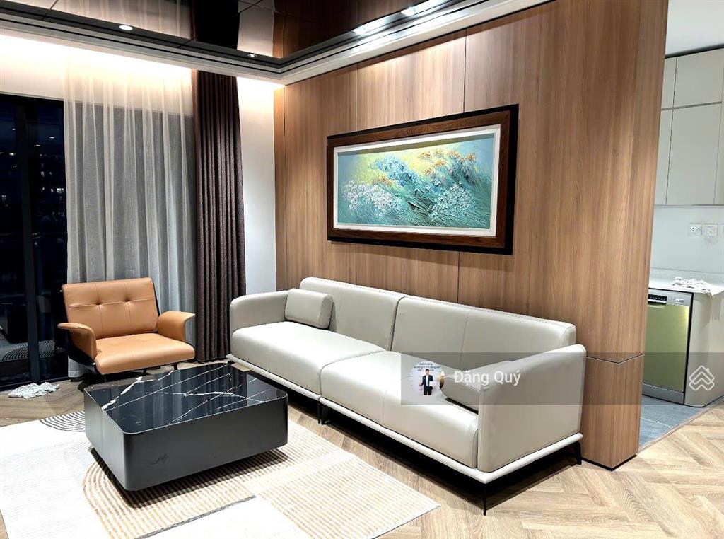 Chính chủ bán căn hộ vinhomes metrolpolis,79m2 thiết kế 2 ngủ tầng trung full nội thất đẹp giá 15tỷ