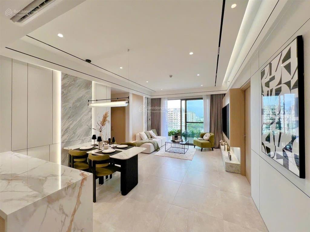 Căn 107,3m2 giá 12,9 tỷ, 3pn, 2wc full nội thất + ôxe hầm, view sông, biệt thự thoáng mát cả ngày