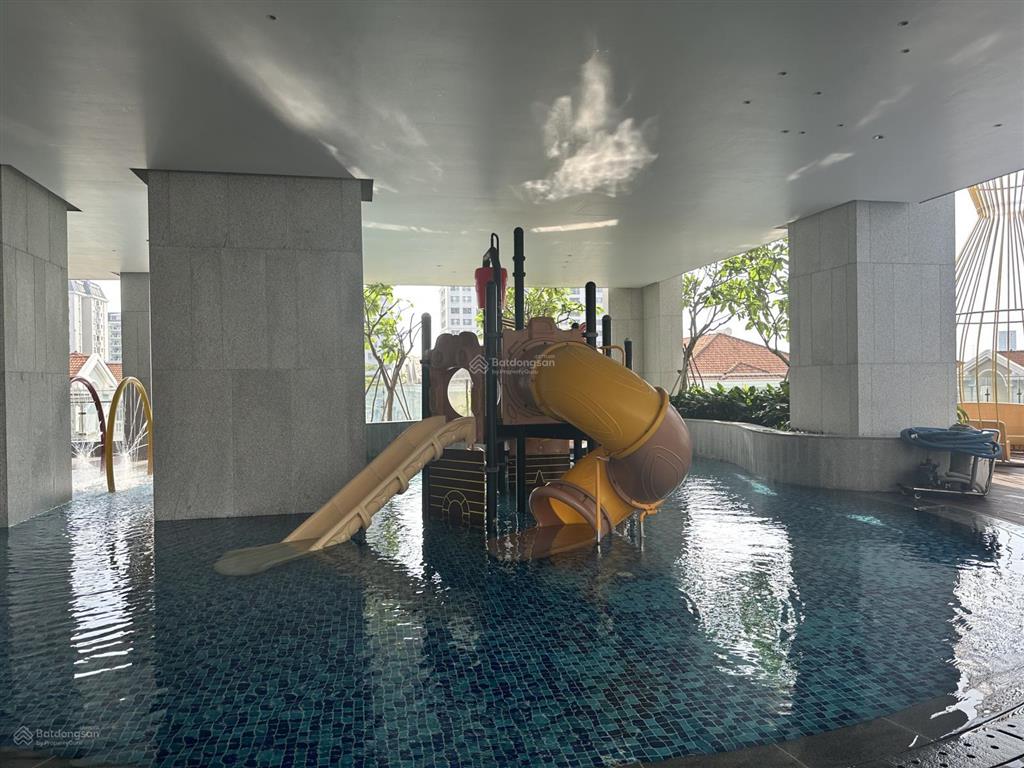 The antonia 81 m2  2pn, 2wc, full nội thất, tầng cao. giá 8,9 tỷ bao thuế phí  0986 753 *** xem nhà