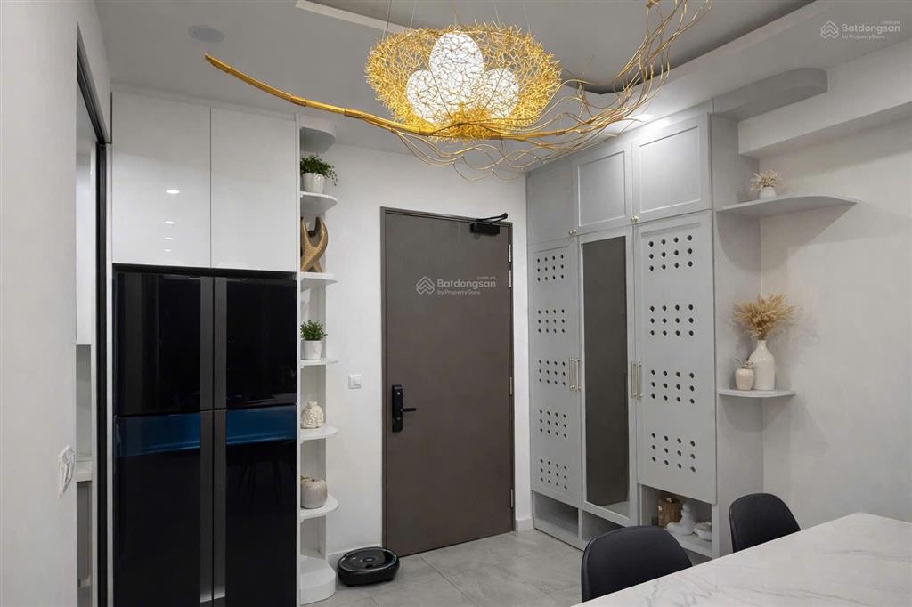 The antonia 81 m2  2pn, 2wc, full nội thất, tầng cao. giá 8,9 tỷ bao thuế phí  0986 753 *** xem nhà