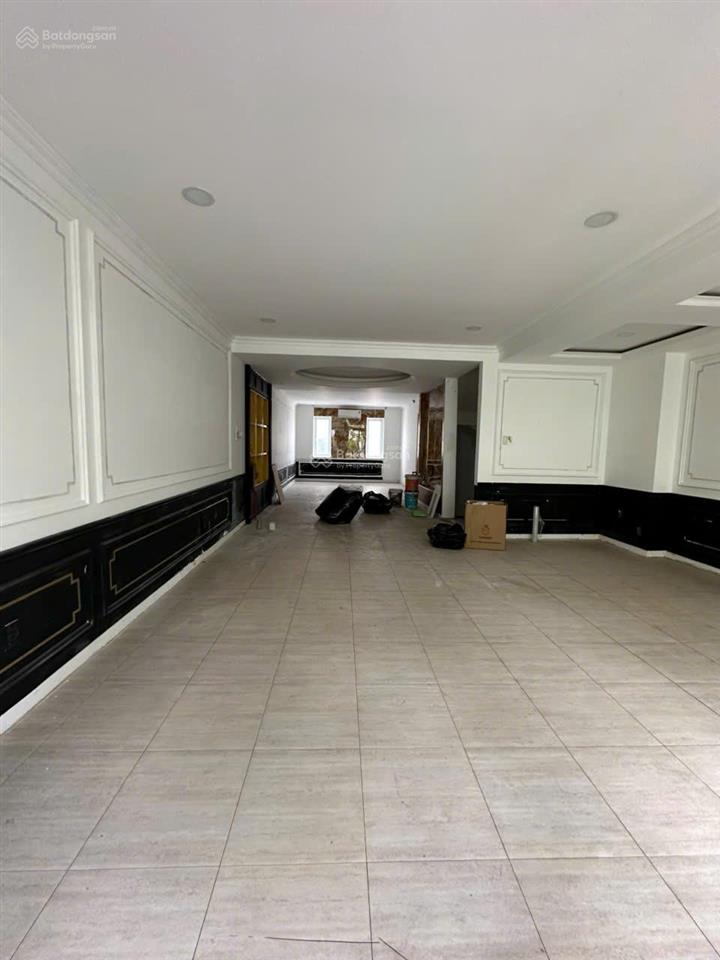 Nhà phố khu văn hóa giải trí phú mỹ hưng 6x18,5m  111m2 xây dựng 4 tầng. giá 26,2 tỷ. 0986 753 ***