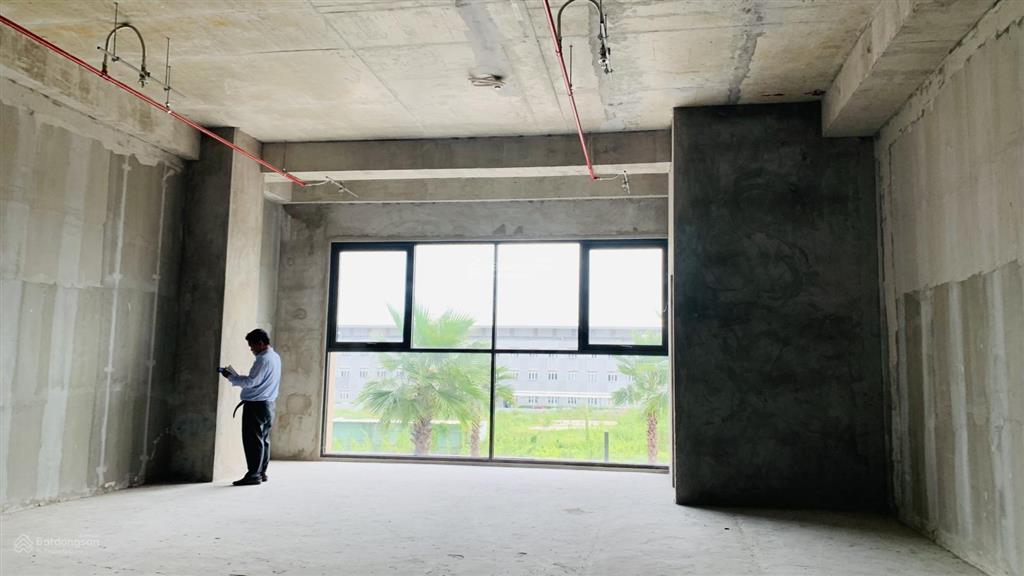 Cho thuê shophouse akari 2 tầng tổng dt 178m2. miễn phí ql, khu dân cư sầm uất
