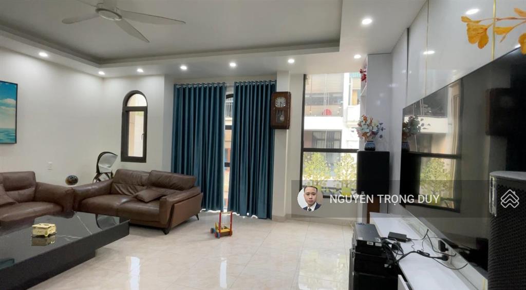 Bán gấp nhà biệt thự lk tại him lam vạn phúc, hoàn thiện thang máy, 97.5m2, 10pn, 6wc giá 37x tỷ