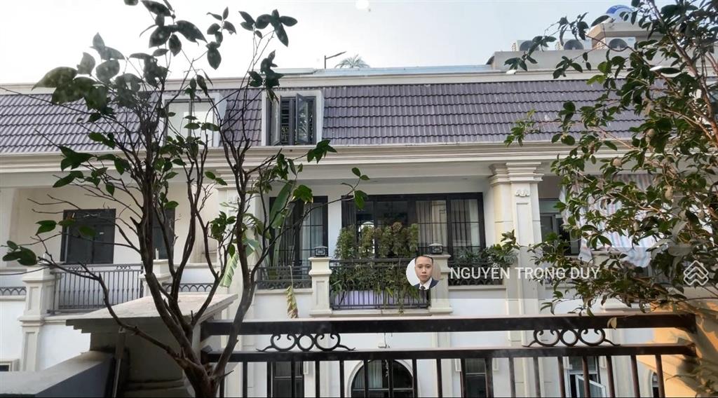 Bán gấp nhà biệt thự lk tại him lam vạn phúc, hoàn thiện thang máy, 97.5m2, 10pn, 6wc giá 37x tỷ