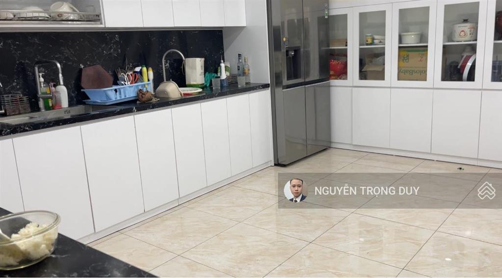 Bán gấp nhà biệt thự lk tại him lam vạn phúc, hoàn thiện thang máy, 97.5m2, 10pn, 6wc giá 37x tỷ