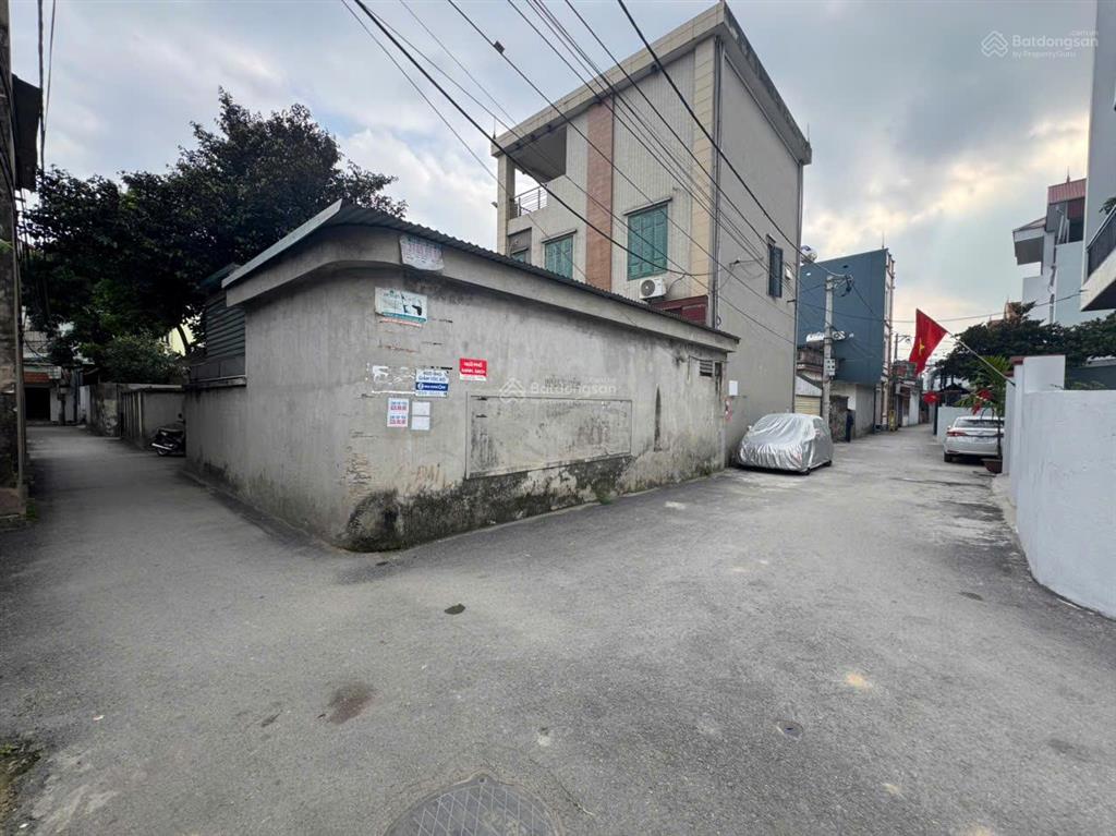 Bán nhà 3 tầng tuân lề  phúc thịnh  hà nội