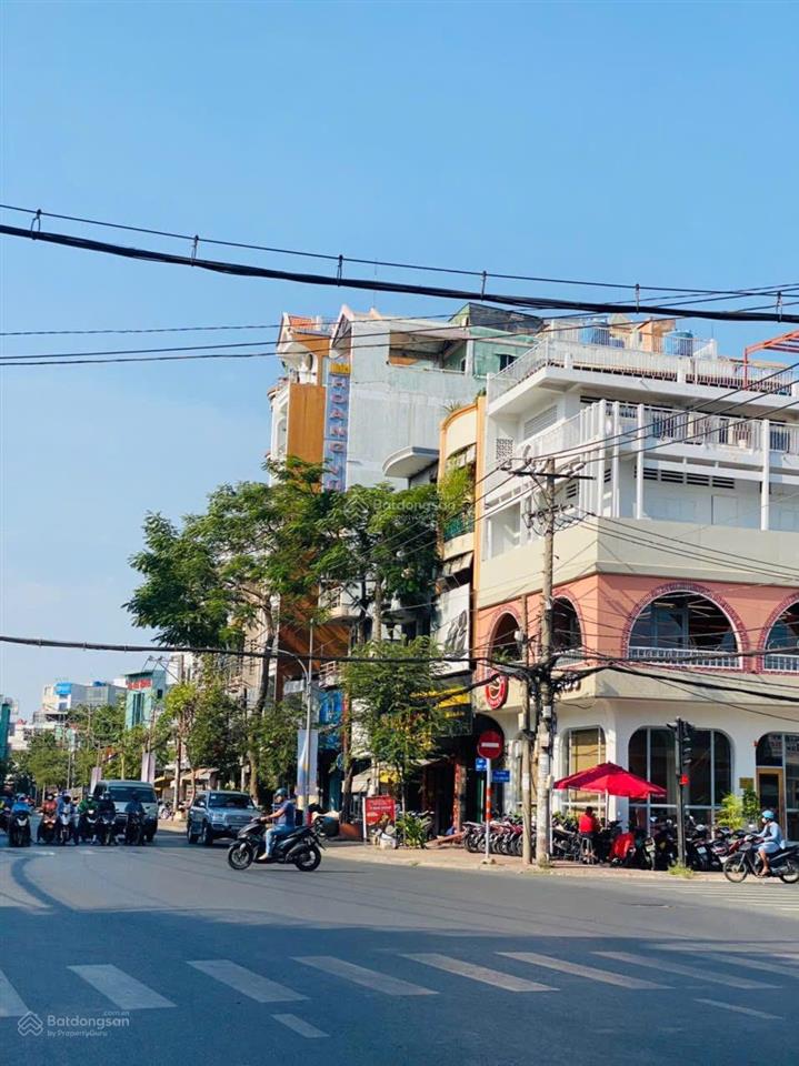 Bán mặt tiền đinh bộ lĩnh, p26, bình thạnh dt 4,2x15m nhà 5 tầng có hẻm sau giá 15,8 tỷ tl