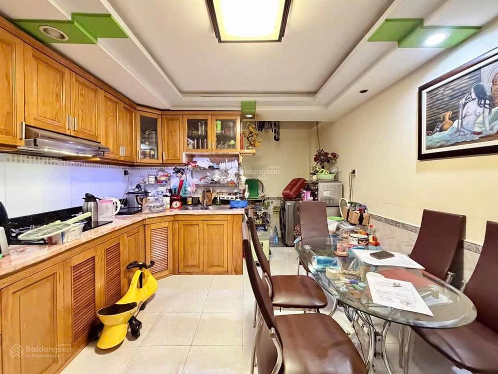 Bán nhà hẻm vip 8m đối diện vincom nguyễn xí, p26, bình thạnh 4x18m cn 68m2 nhà 3 lầu giá 8,8 tỷ tl
