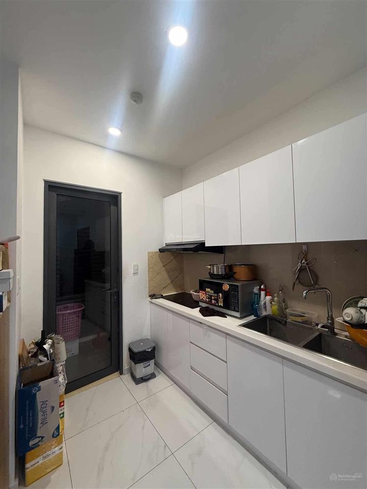 Mình cần pass hđ căn 1 pn 1 wc full nội thất tại ch d’lusso quận 2 giá 13 tr. xem nhà gọi mình