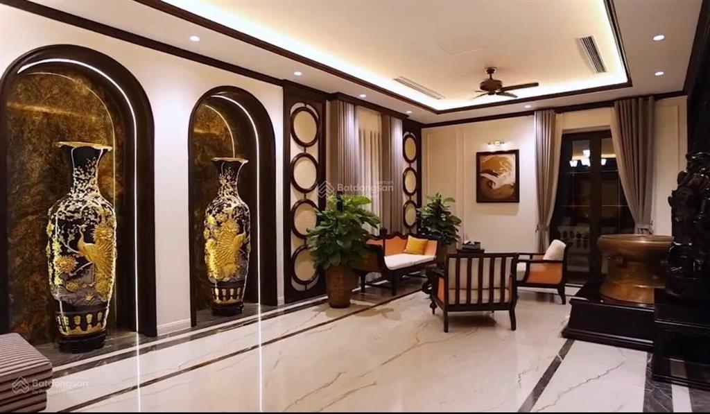 Cho thuê gấp bt đơn lập 480m2 vinhomes riverside 5pn, đầy đủ nội thất, nhà mới