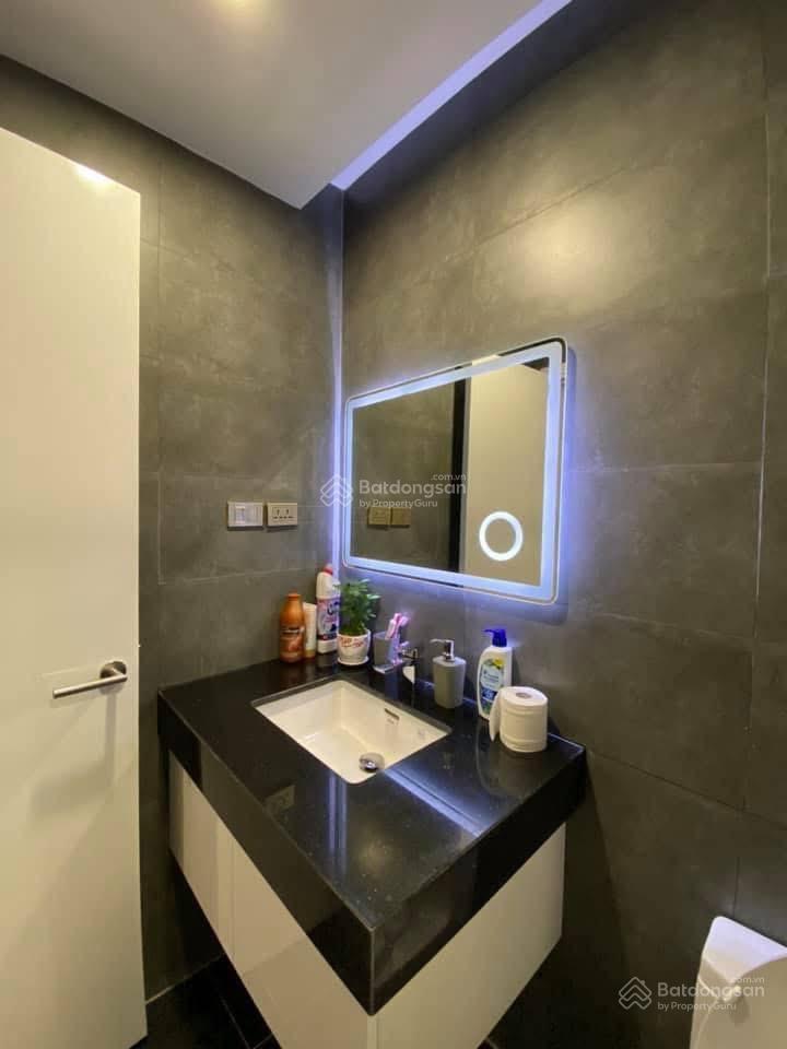 Cho thuê căn hộ 65m2  2pn2vs đã ghép thông hoàn thiện đẹp chỉnh chu giá 15 triệu.  0944 401 ***