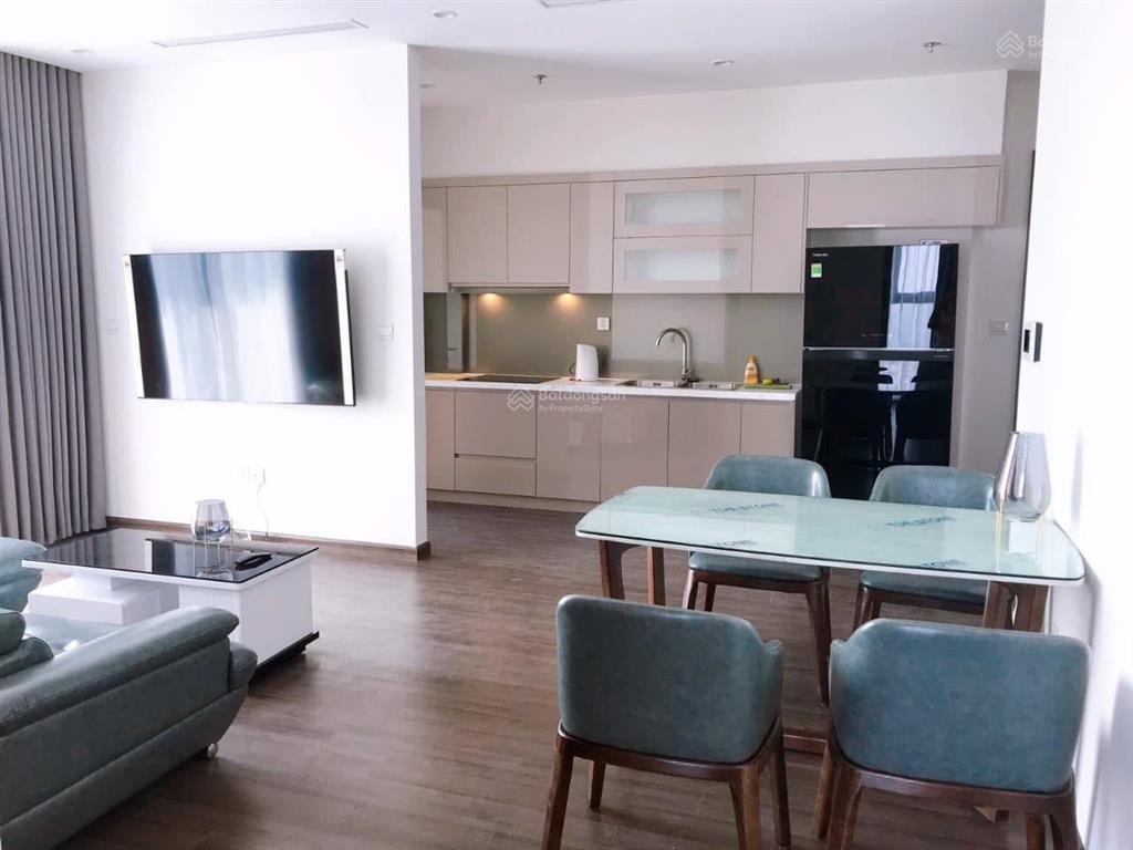 Cho thuê căn góc 3pn vinhomes symphony giá 25 triệu. nhà mới đủ nội thất.  0944 401 ***