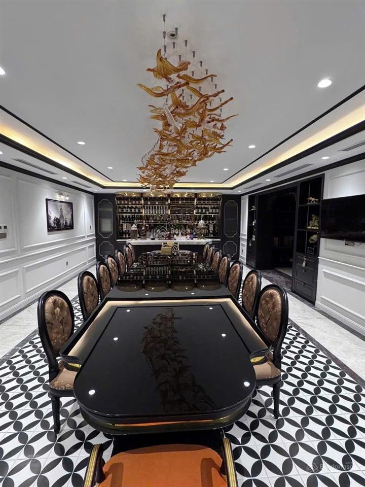 Cho thuê bt đơn lập 600m2 bằng lăng, đủ nội thất. có thang máy, giá 100tr/tháng  0944 401 ***