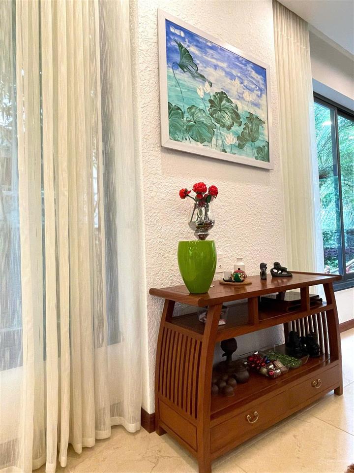 Cho thuê bt đơn lập 300m2 hoa phượng vinhomes riverside, giá 50tr có thương lượng.  0944 401 ***