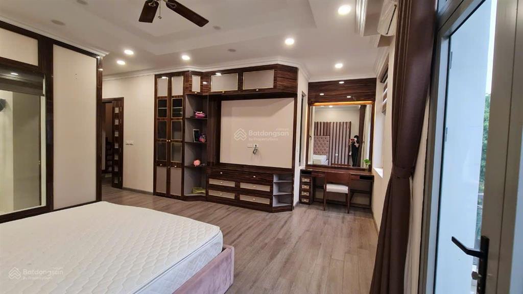 Cho thuê nhanh căn liền kề 96m2 nhà mới vinhomes harmony, giá 30tr/tháng