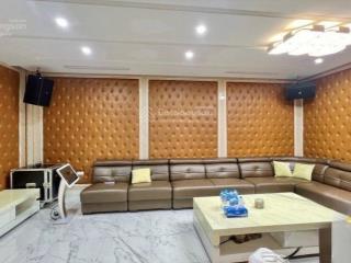 Cho thuê nhanh căn bt 200m2 vinhomes harmony, gần hồ. giá 40 triệu. đủ nội thất.  0944 401 ***