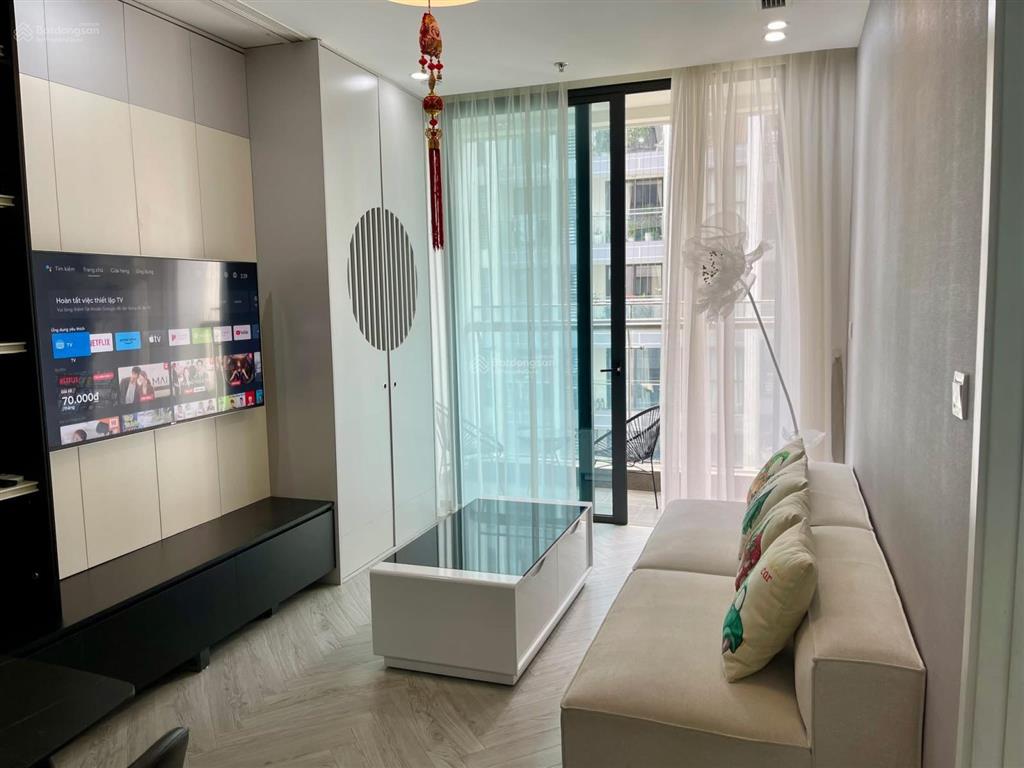Bán nhanh căn 2pn 2wc vinhomes symphony. dt 71m2 giá 6,4 tỷ. nhà mới hoàn thiện