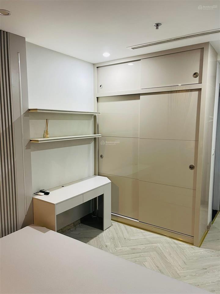 Bán nhanh căn 2pn 2wc vinhomes symphony. dt 71m2 giá 6,4 tỷ. nhà mới hoàn thiện