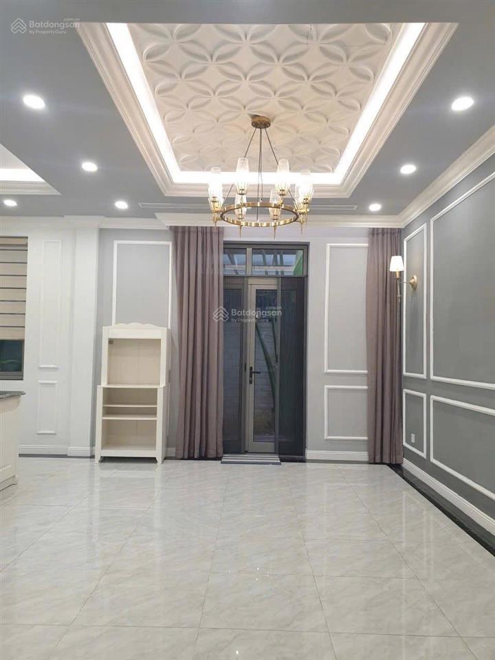 Cho thuê gấp bt vinhomes harmony. diện tích 168m2 nhà mới, có thang máy. gần công viên, trường học