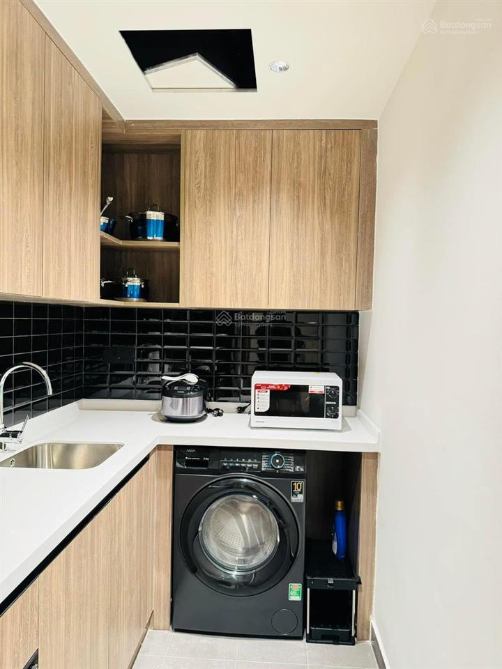 Cho thuê delasol 30m2 full nt giá cực tốt 12,5 triệu vào ở liền