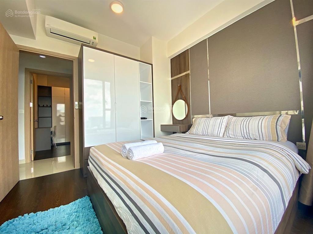 Cho thuê river gate 2pn 56m² full nội thất, view sông giá cực tốt 18 triệu/ tháng.